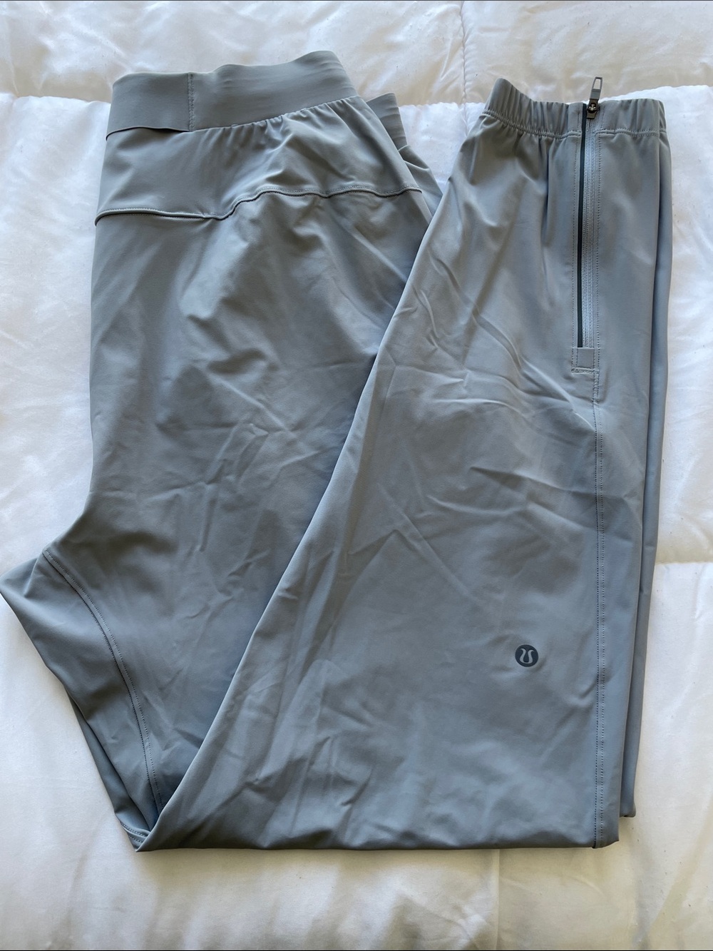 lululemon athletica Men’s Light Gray Jogger Pants